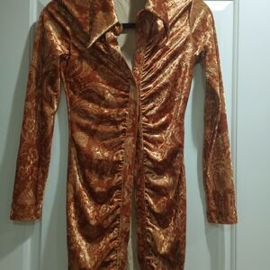 New SHEIN Gold Velvet Long Sleeve Dress